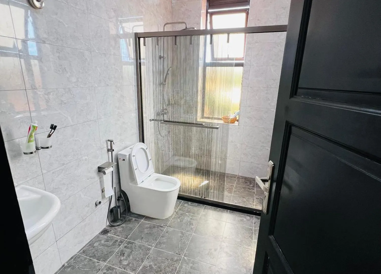 Rafai Homes Kampala 0*,